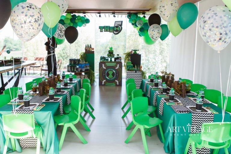 kids table and chair decorations