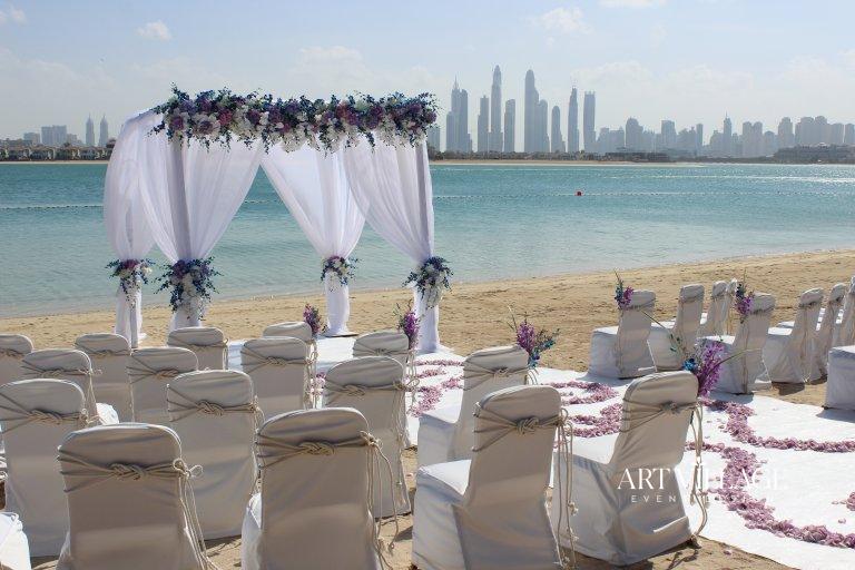 Beach wedding ceremony in Dubai