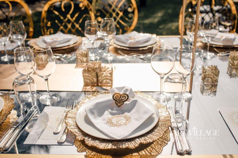 gold chairs and plates rental